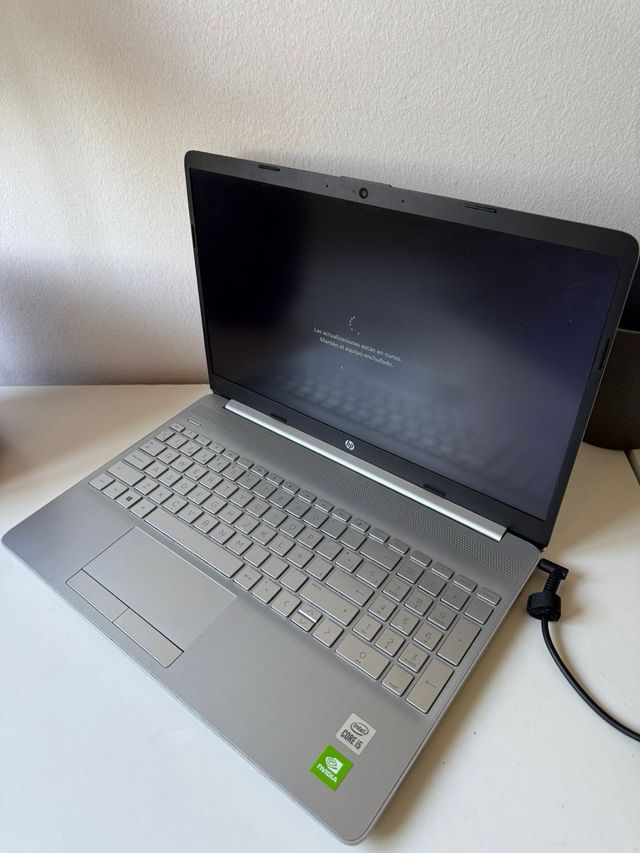 Portátil HP Plata i5