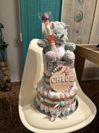 Tarta de pañales Dino