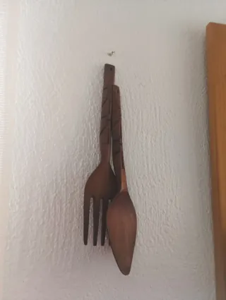 Set de cubiertos decorativos de madera tropical