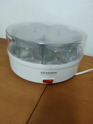 Yogurtiera Severin con vasetti