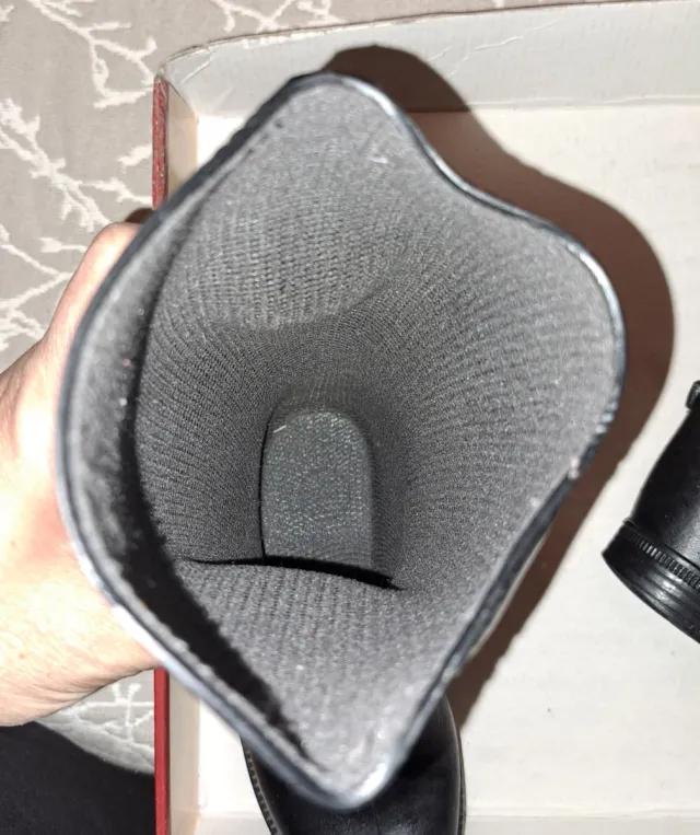 Lote Botas y zapatos en piel.T28. Bt. de agua T27