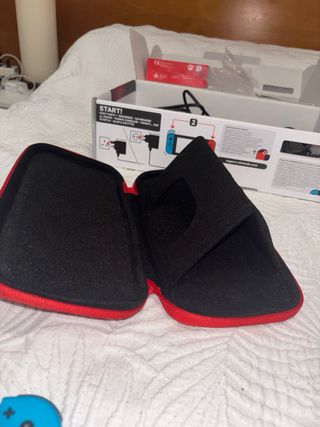 Nintendo Switch + 2 Juegos + Funda + Mandos