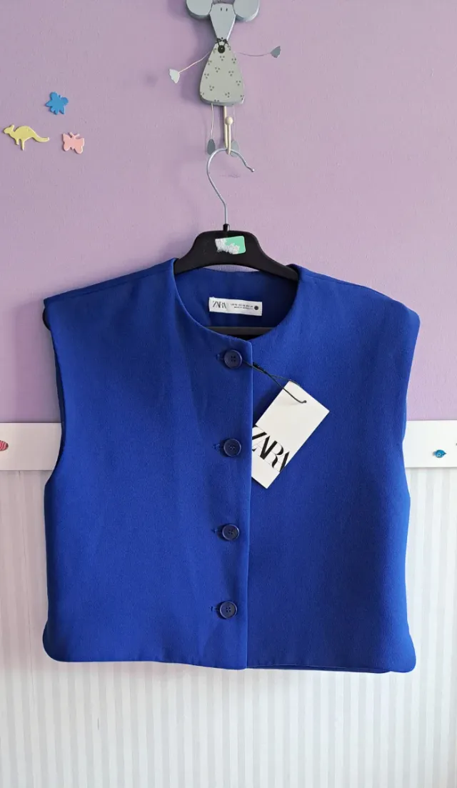 Chaleco Zara Azulón Cropped