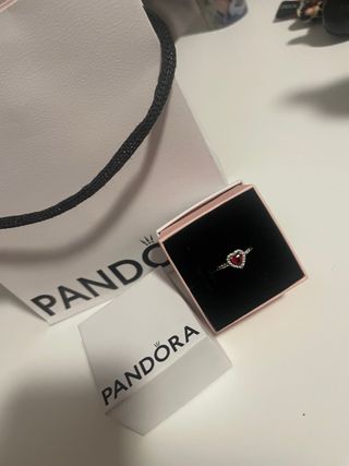 Anillo Pandora Corazón Rojo y Plata