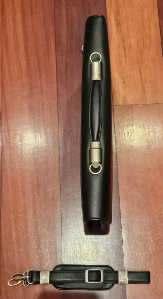 Maletín Monolith de cuero negro