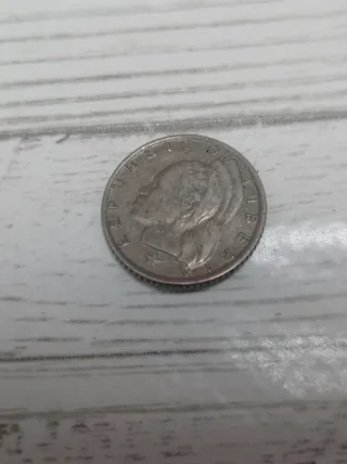 Lote 10 monedas Israel, árabes y africanas