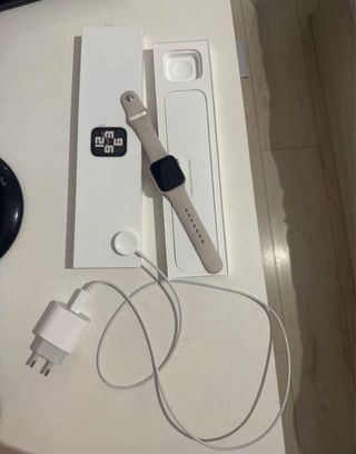 Apple Watch SE Gris con Cargador