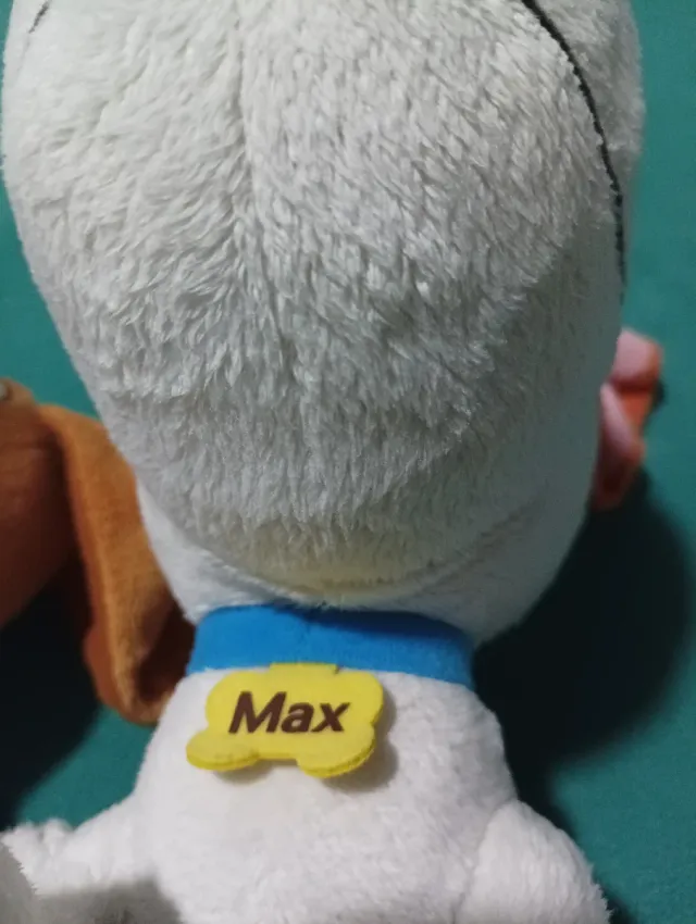 Lote 2 peluches perro de la película máscotas 2