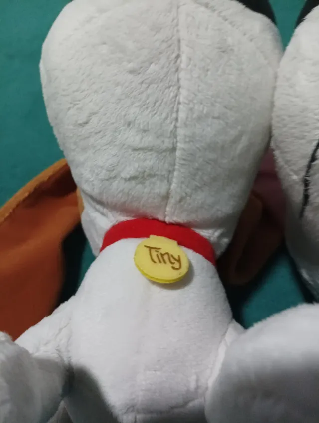 Lote 2 peluches perro de la película máscotas 2