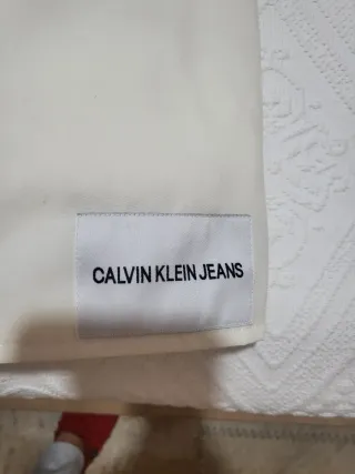 Anorak Calvin Klein Jeans Beige con Capucha