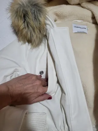 Anorak Calvin Klein Jeans Beige con Capucha