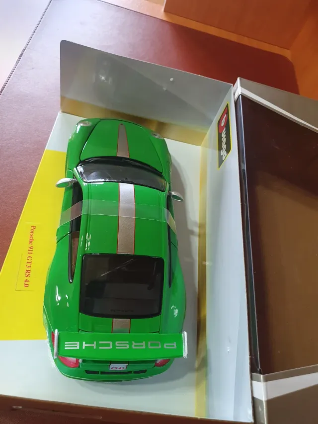 Porsche 911 GT3 RS 4.0 Bburago scala da 1/18