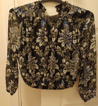 Camisa Vero Moda floral negra