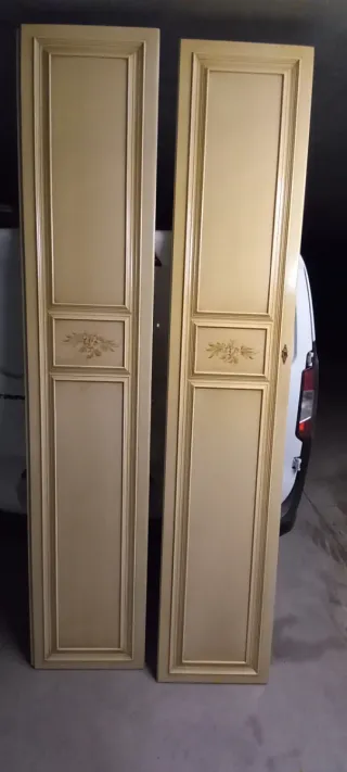 Armadio guardaroba in noce