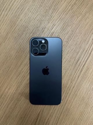 iPhone 15 Pro Max Negro