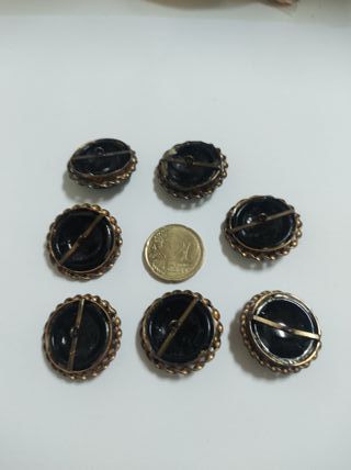 7 botones antiguos metal y Cristal azabache