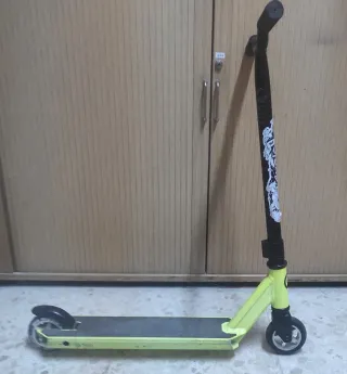 Patinete Scooter Decathlon Amarillo