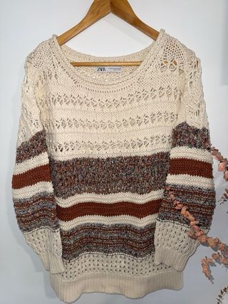 Jersey Zara oversize beige y marrón