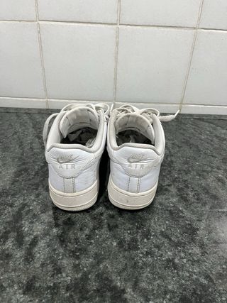 Nike Air Force 1 '07 Blancas Talla 41
