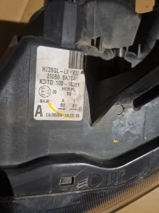 Faros Delanteros Nissan Almera