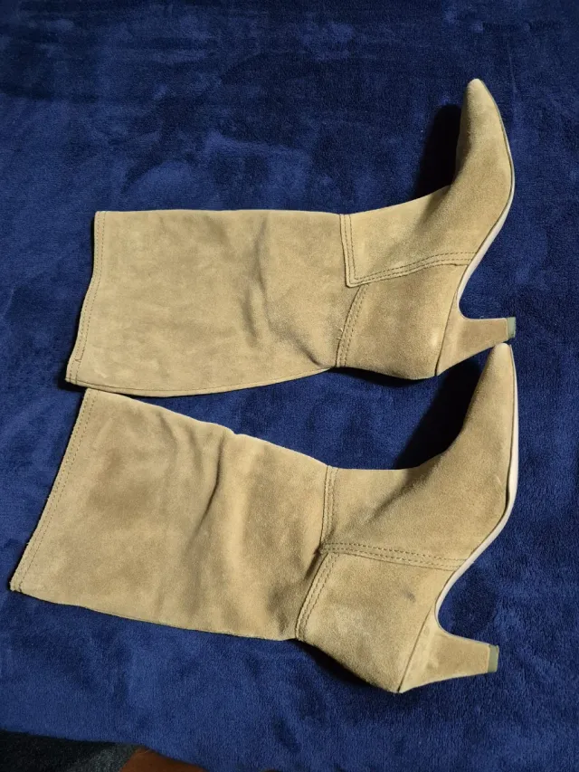 Botines de piel beige talla 39