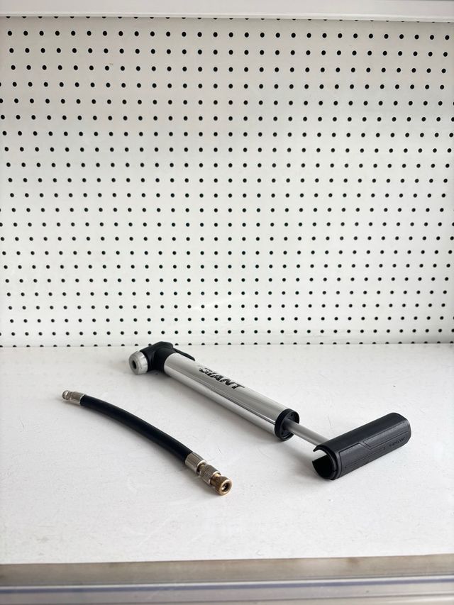 Bicicleta Giant Talon 3 + Kit Herramientas