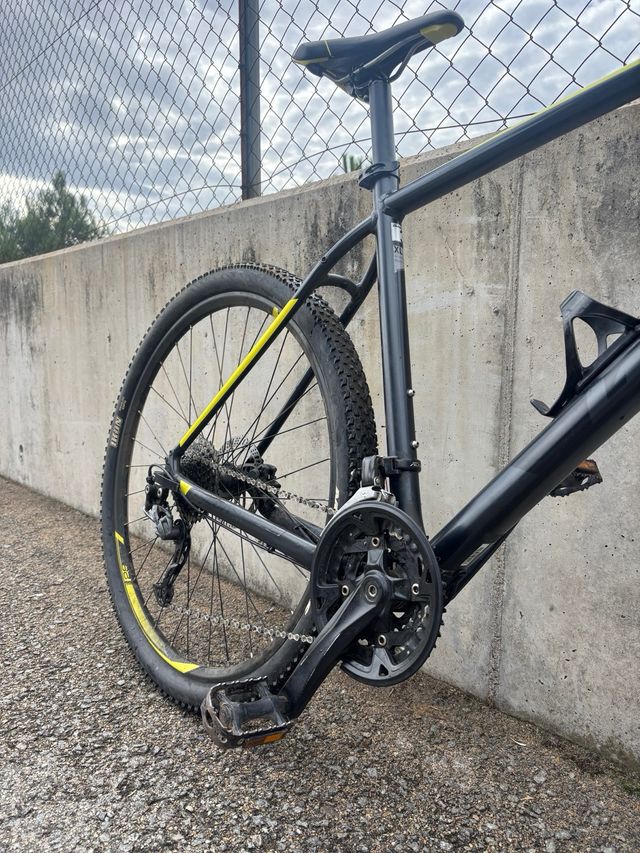 Bicicleta Giant Talon 3 + Kit Herramientas