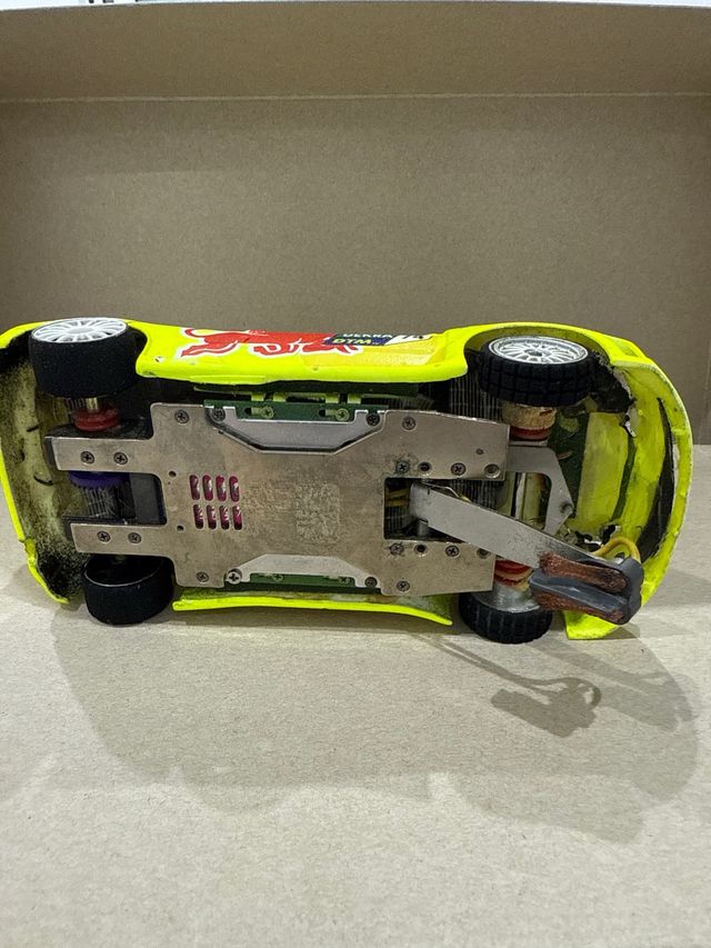 Coche Slot 1/24 Peugeot 206