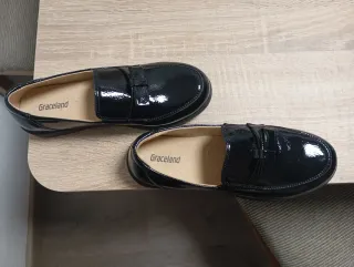 Mocasines Graceland niño negros charol talla 34