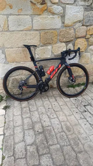 Bicicleta Carretera BH Aerolight
