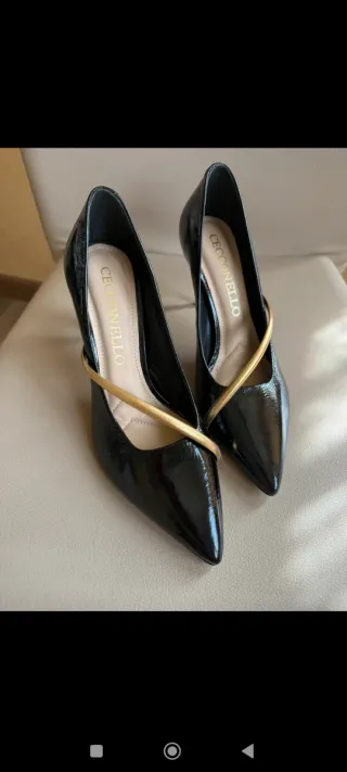 Décolleté nere e oro Cecconello