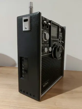 Radio Sony ICF-5800L Vintage Negra