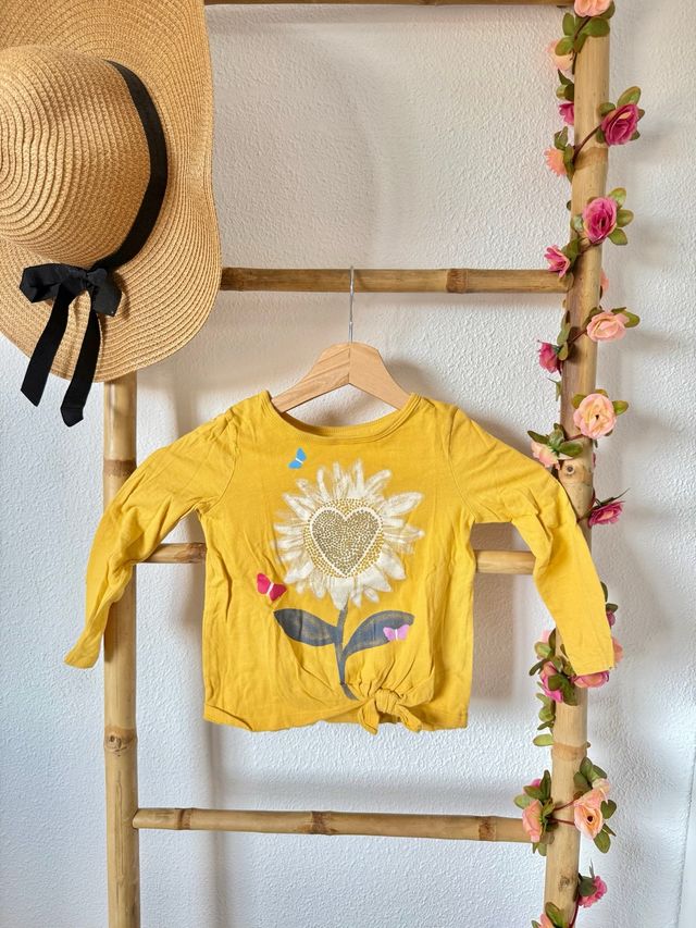 Camiseta niña girasol corazón
