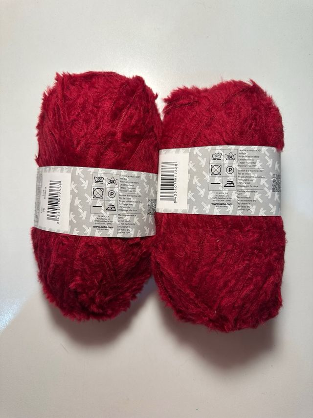 Filato rosso Katia Velour