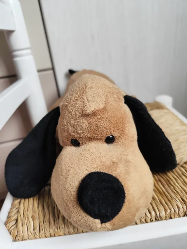 Peluche perro marrón y negro. Perfecto estado