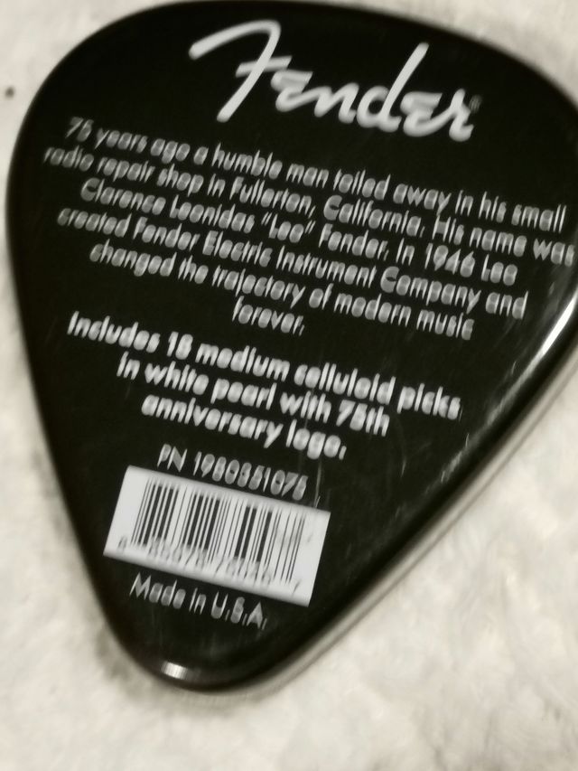 Caja Púas Fender 75 Años USA 1946-2021