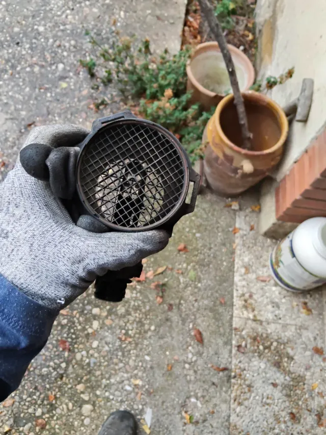 Caudalímetro Bosch BMW E36 028217502