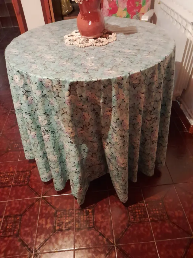 Mesa camilla redonda, diámetro 80 cm