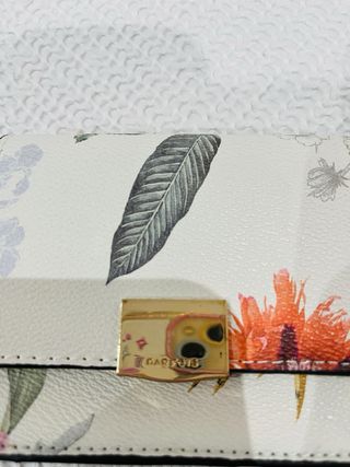 Neceser pequeño estampado vegetal.Solo envío