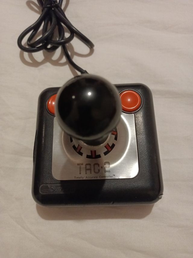 joystick Suncom TAC-2.
