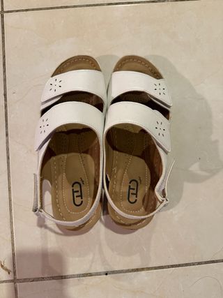 Sandalias blancas cómodas talla 38