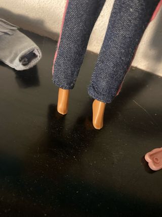 Barbie Feeling 1988 con vestiti Barbie 1982