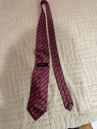 Corbata Burberry Roja y Rosa