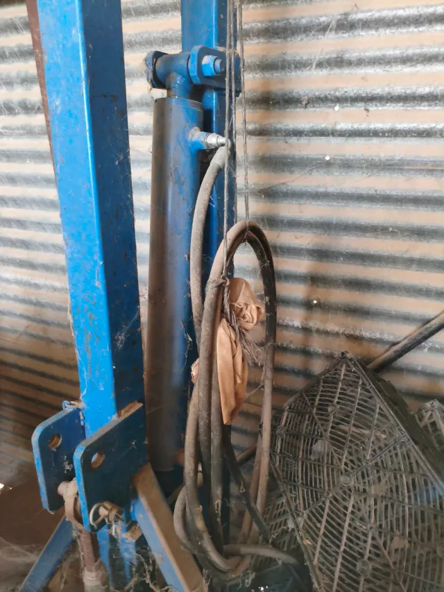 Pluma hidráulica para aceitunas