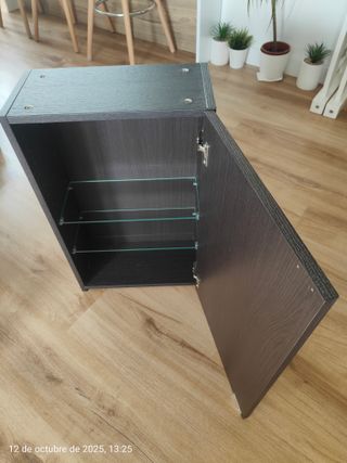 Mueble 4 baldas cristal marrón oscuro