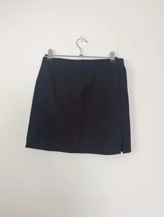 Falda negra entallada Talla S