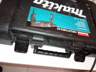 Taladro Makita HR2470BX40