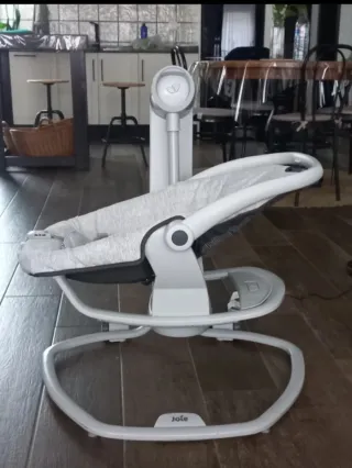 Balancín Joie impecable