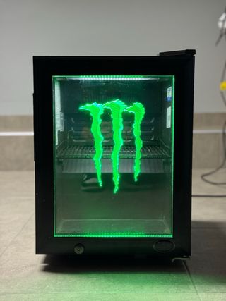 Nevera Monster Energy