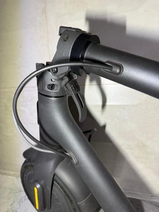 Patinete Eléctrico Xiaomi Essential  20 km/h